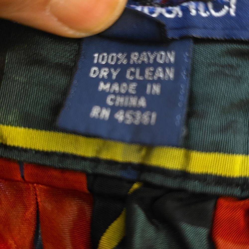 - Daniel Hechter Paris vintage pladed/plaid skirt size 12 - Picture 8 of 11